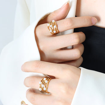 Pearl Waver Ring